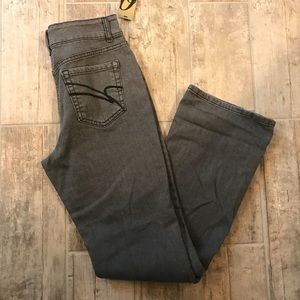 🔻NWT, Nine West denim jeans. Size 6/27